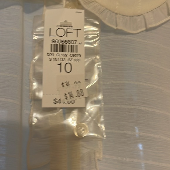 NWT - Picture 3 of 3